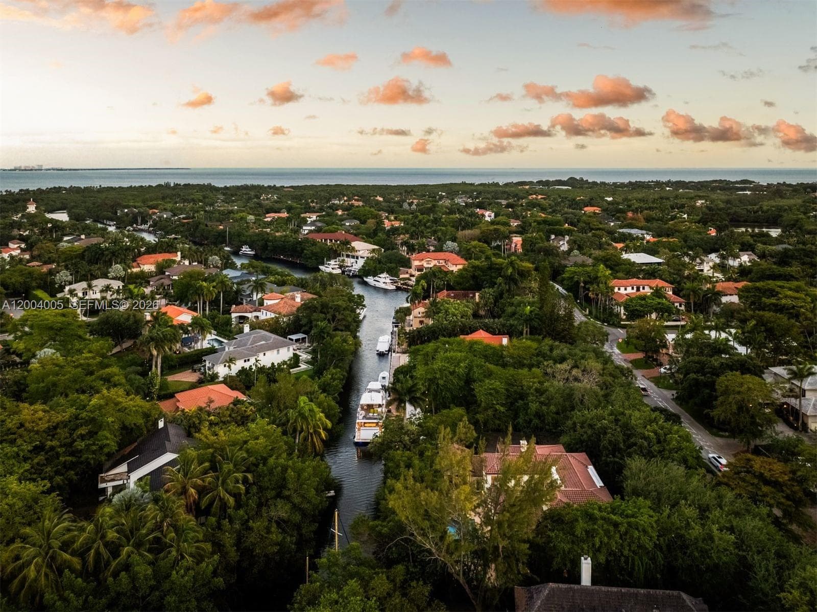 255 Cocoplum Rd photo 24