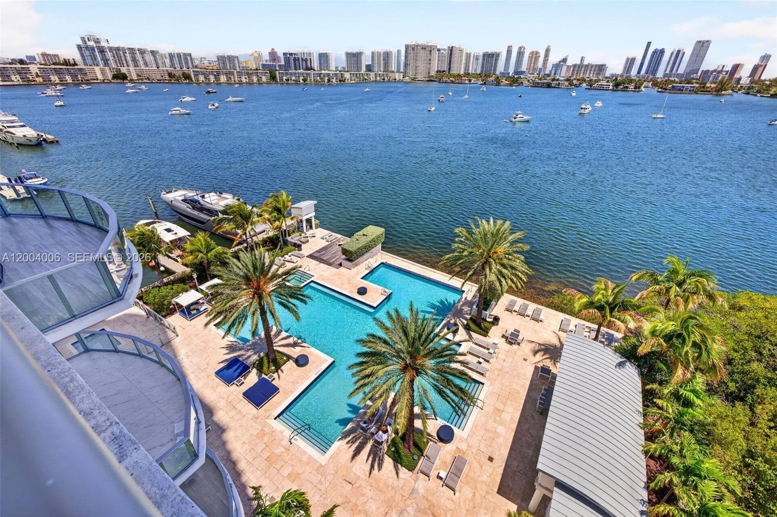 17111 Biscayne Blvd 710 photo 21