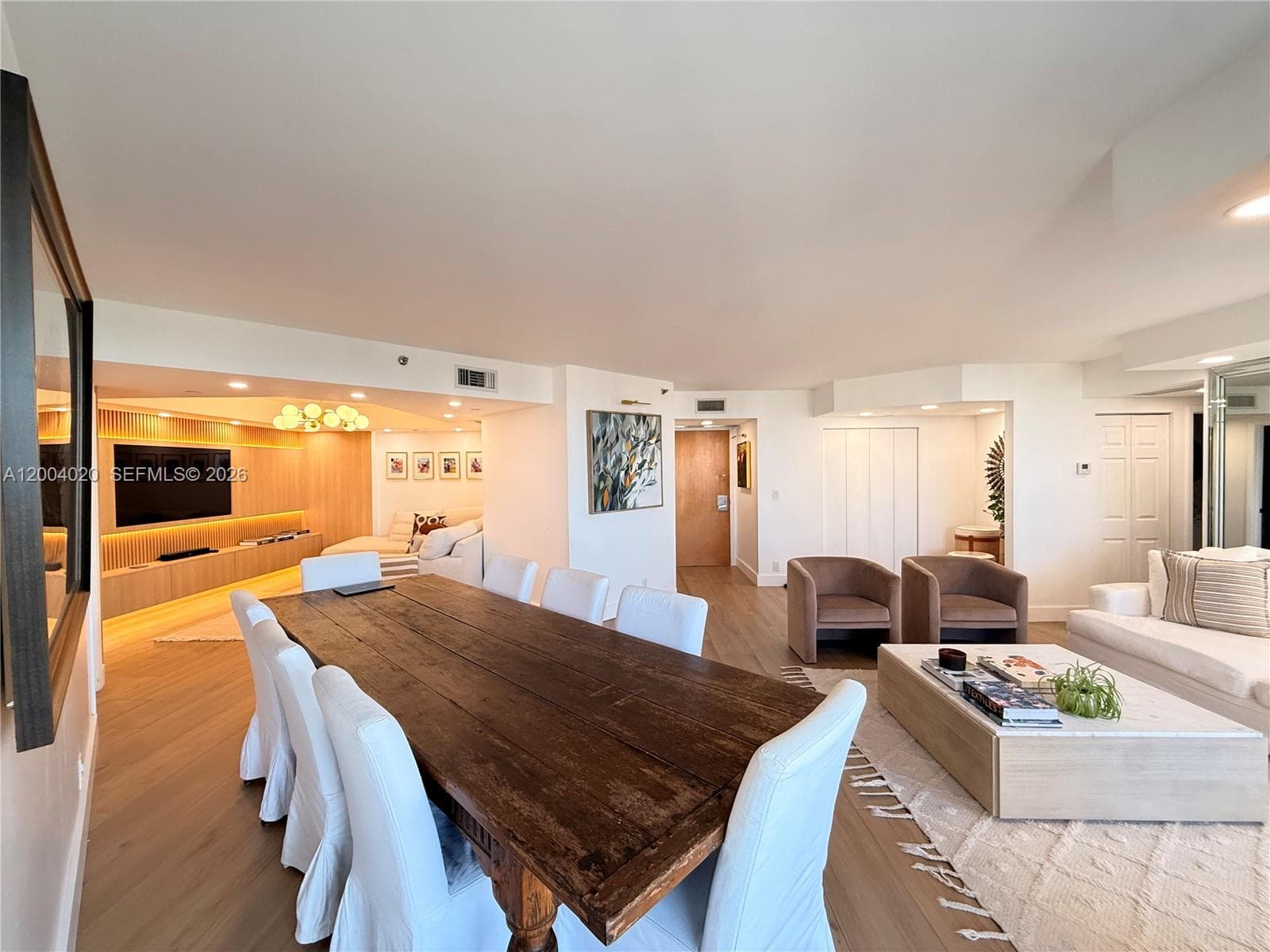 20185 Country Club Dr 1907 photo 17