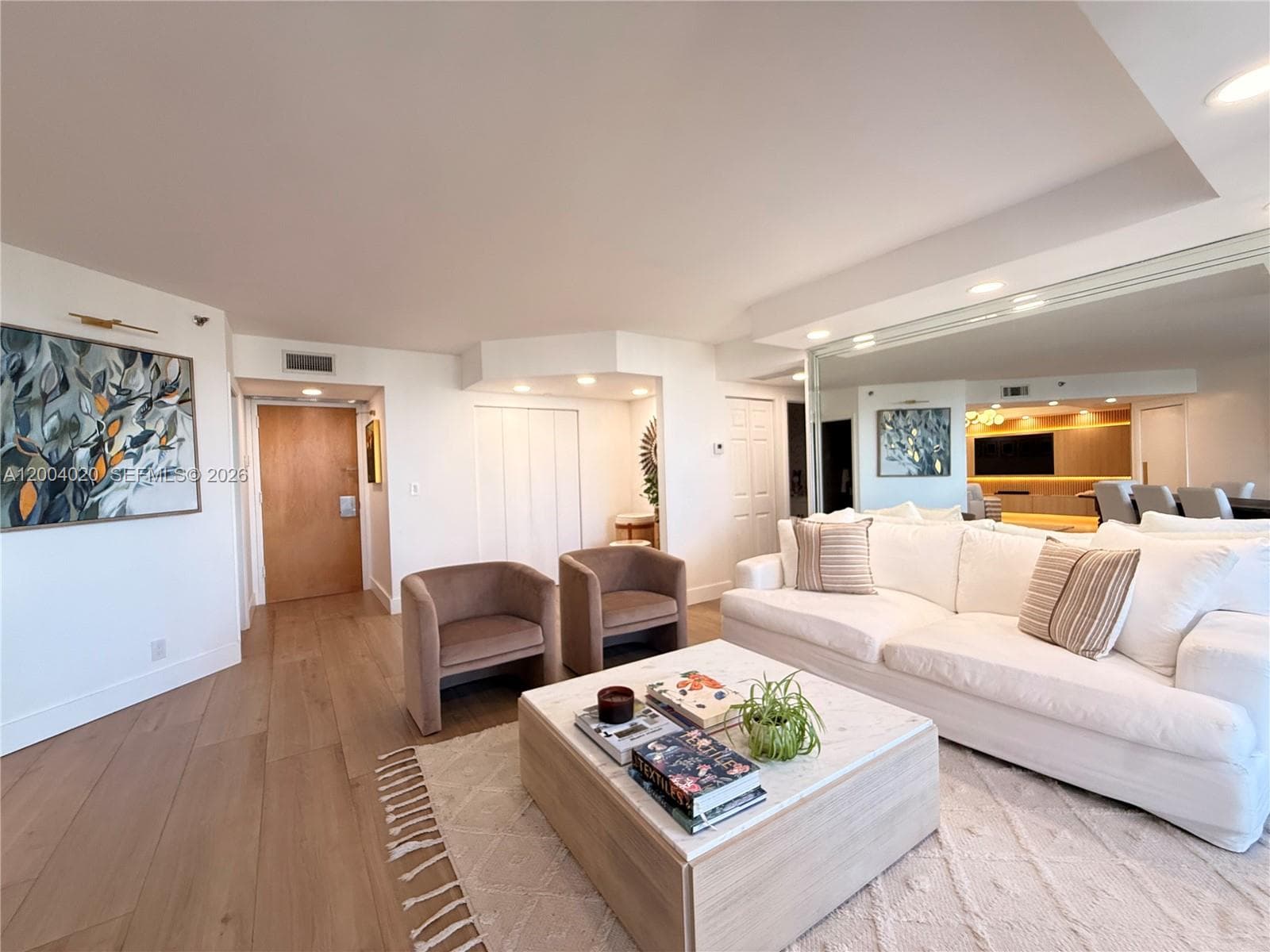 20185 Country Club Dr 1907 photo 5