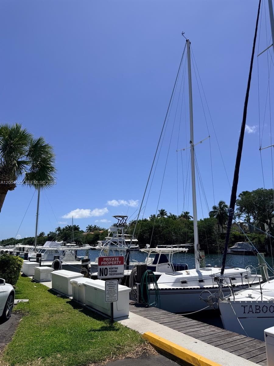 100 Edgewater Dr 312 photo 2