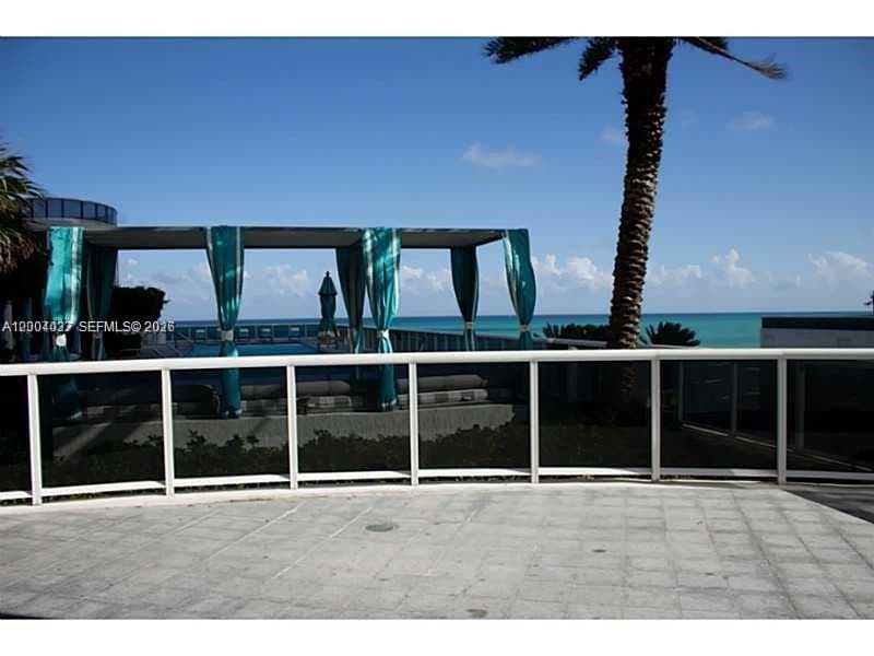16001 Collins Ave 406 photo 9