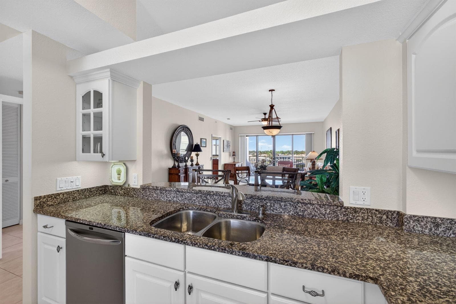 370 Golfview Road 503 photo 23