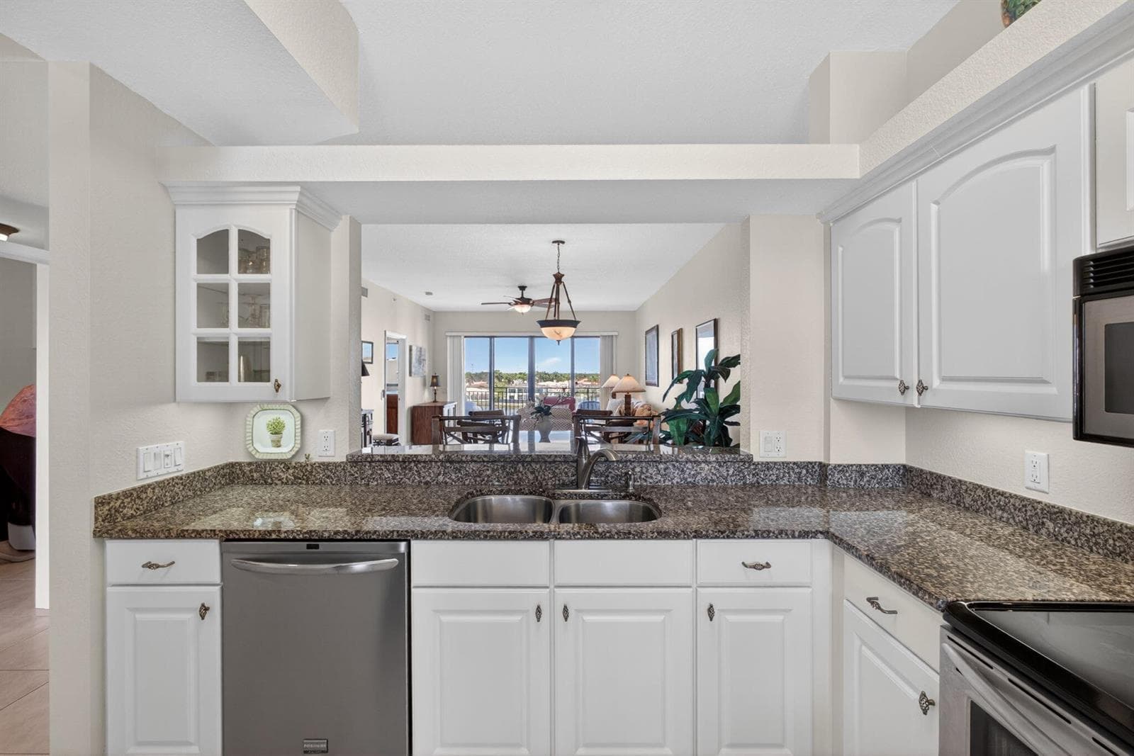 370 Golfview Road 503 photo 17