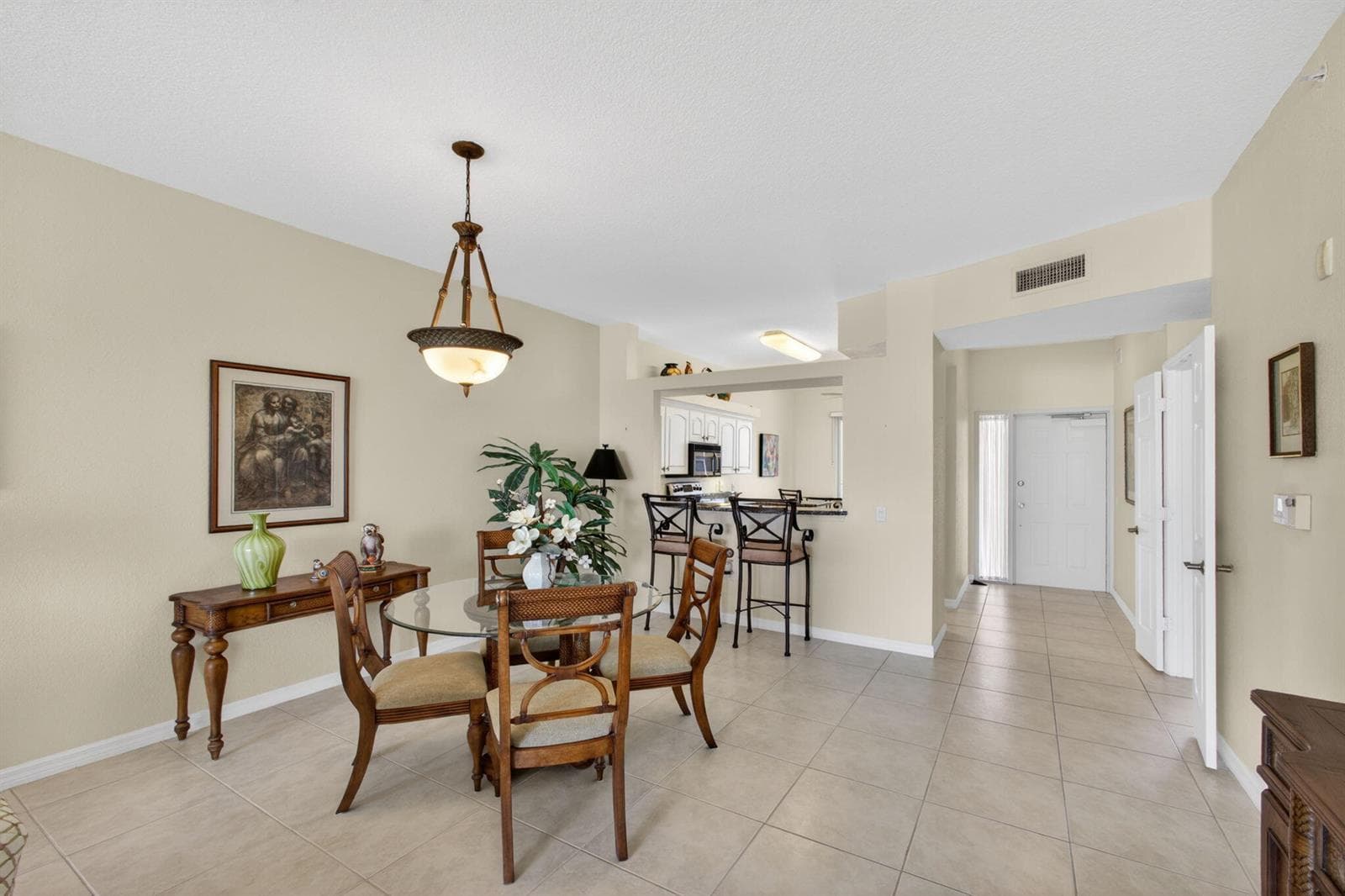 370 Golfview Road 503 photo 7
