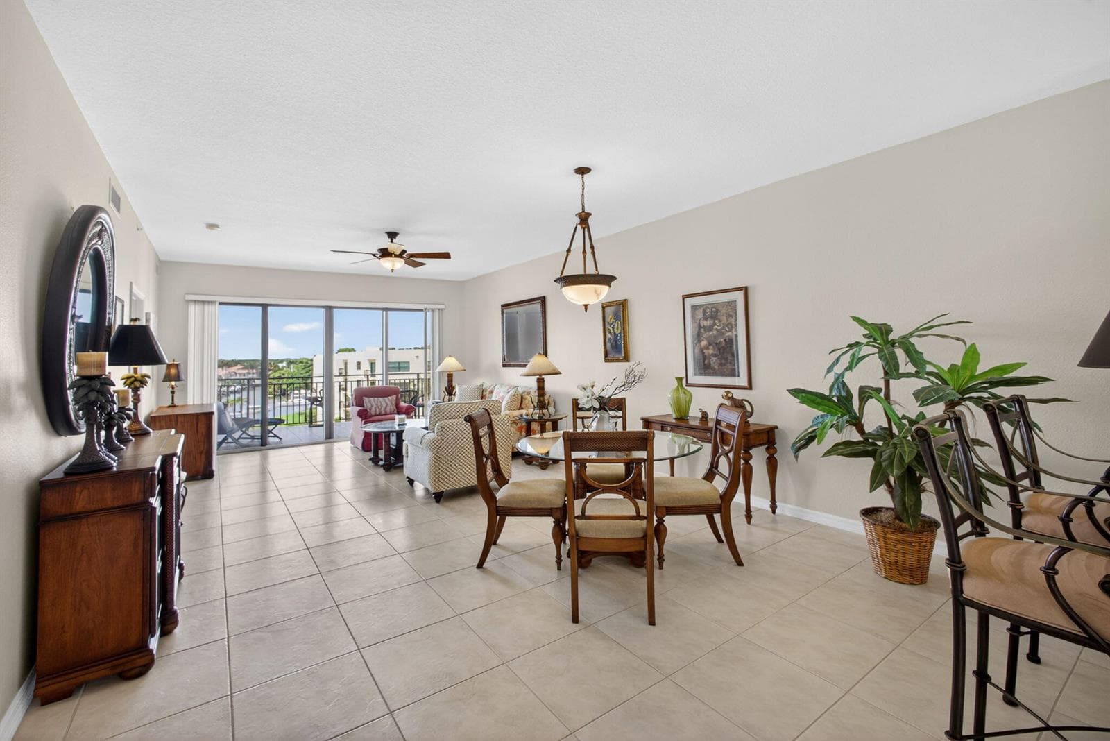 370 Golfview Road 503 photo 5