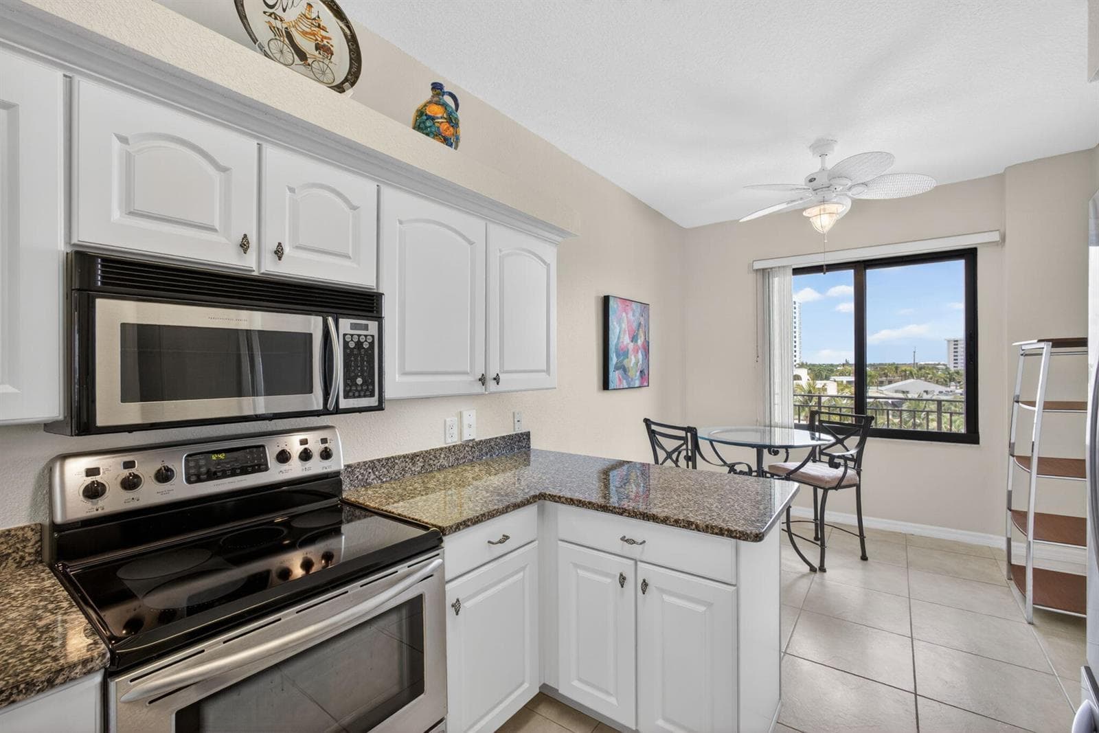 370 Golfview Road 503 photo 18