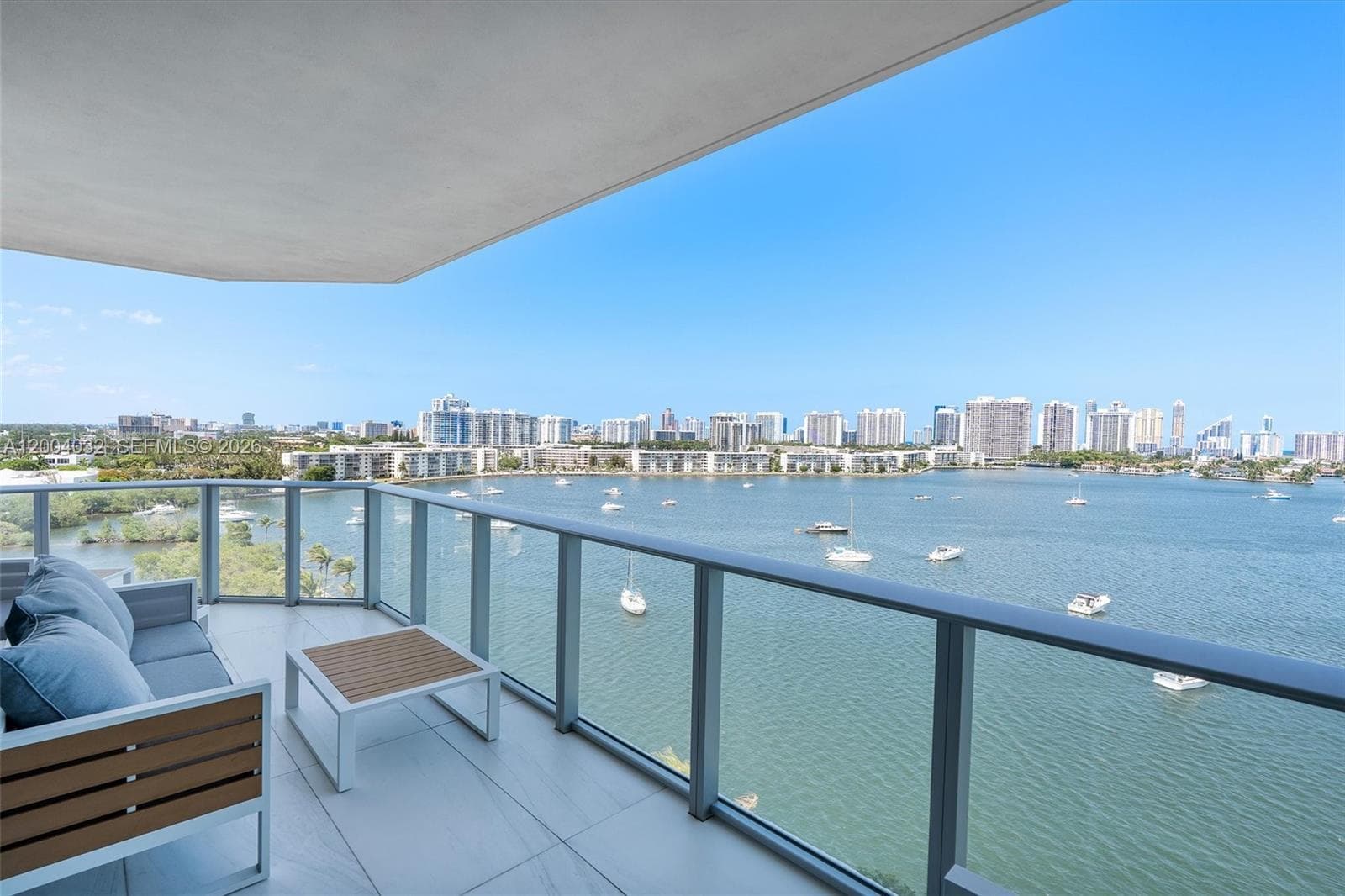17301 Biscayne Blvd 1010 photo 2
