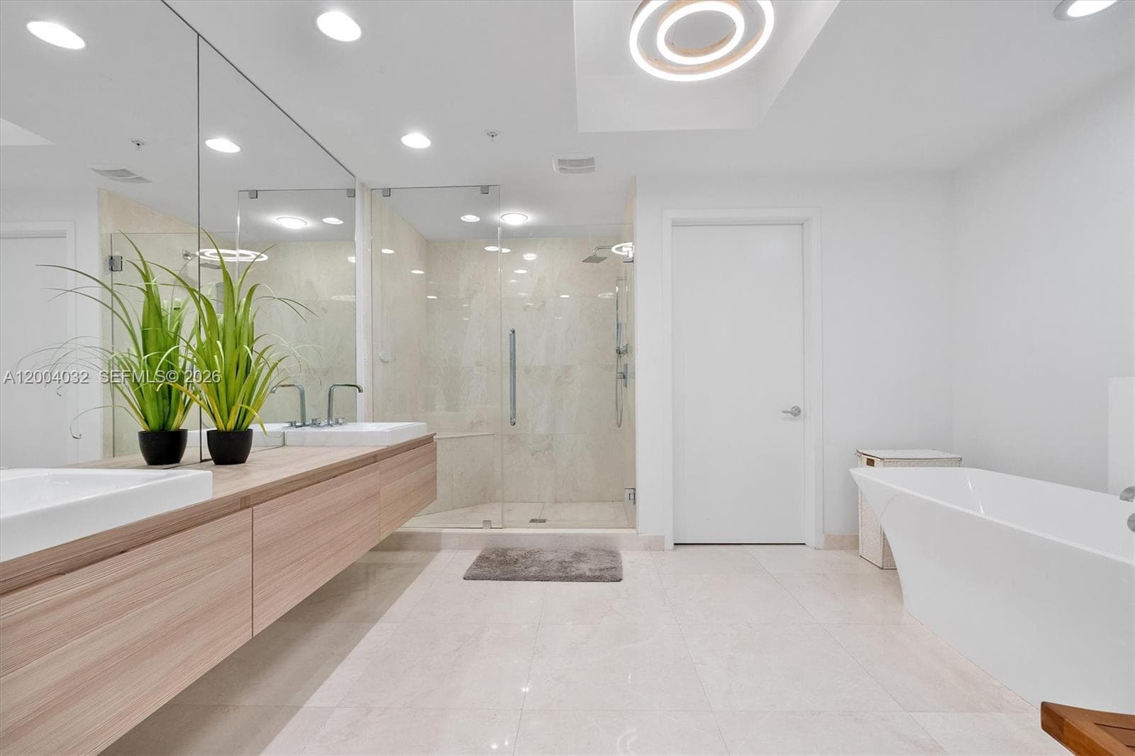 17301 Biscayne Blvd 1010 photo 22