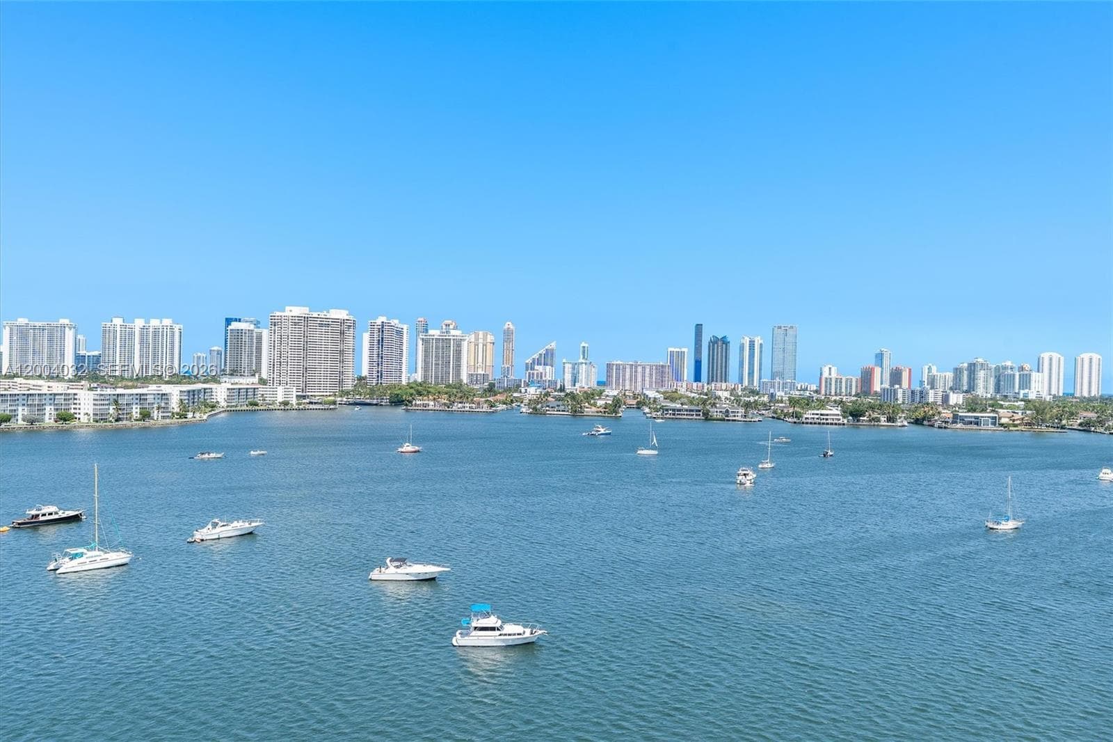 17301 Biscayne Blvd 1010 photo 1