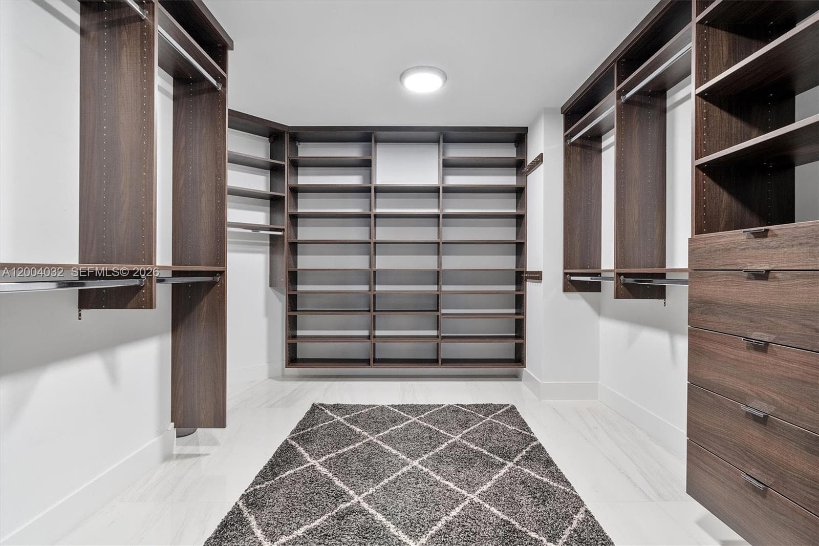 17301 Biscayne Blvd 1010 photo 21