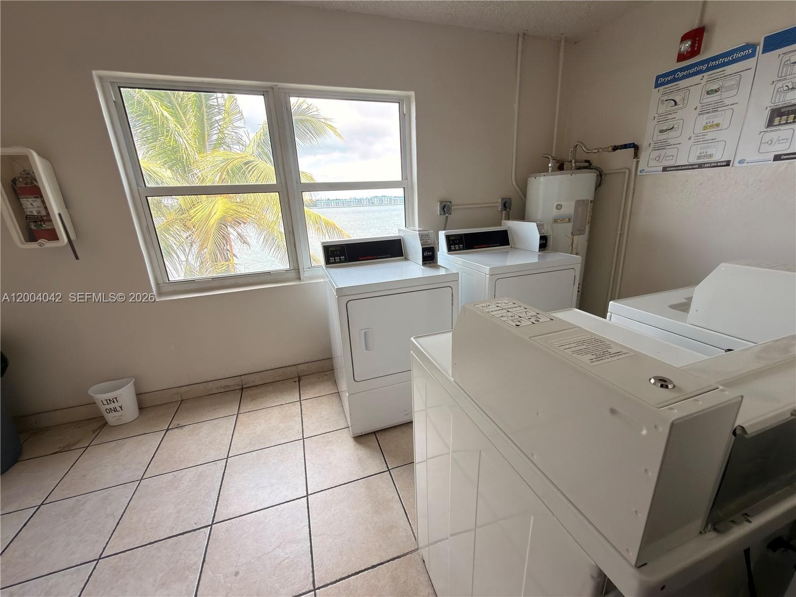 1075 Miami Gardens Dr 306 photo 23