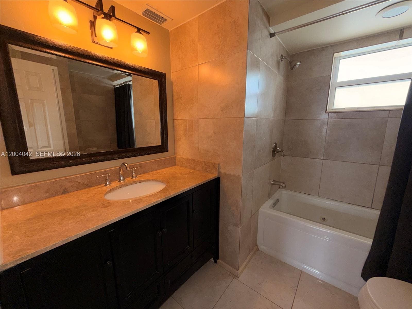 1075 Miami Gardens Dr 306 photo 12