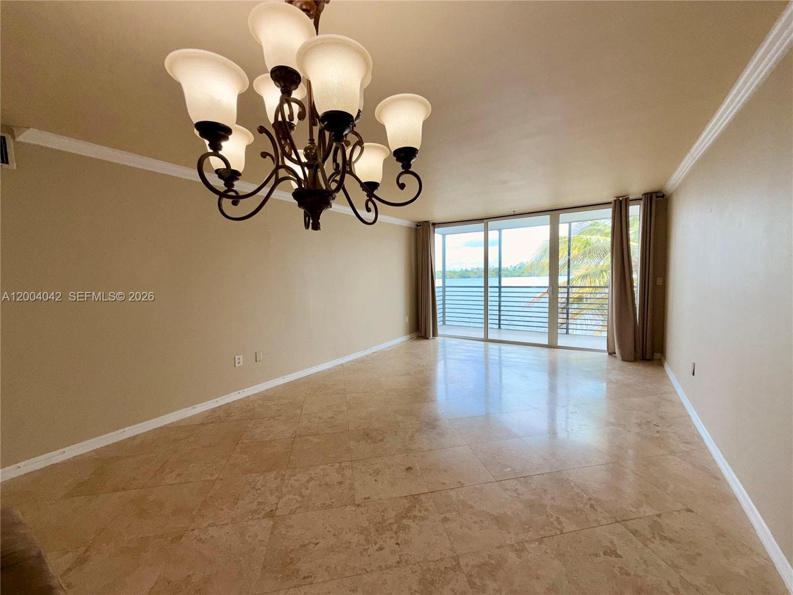 1075 Miami Gardens Dr 306 photo 5