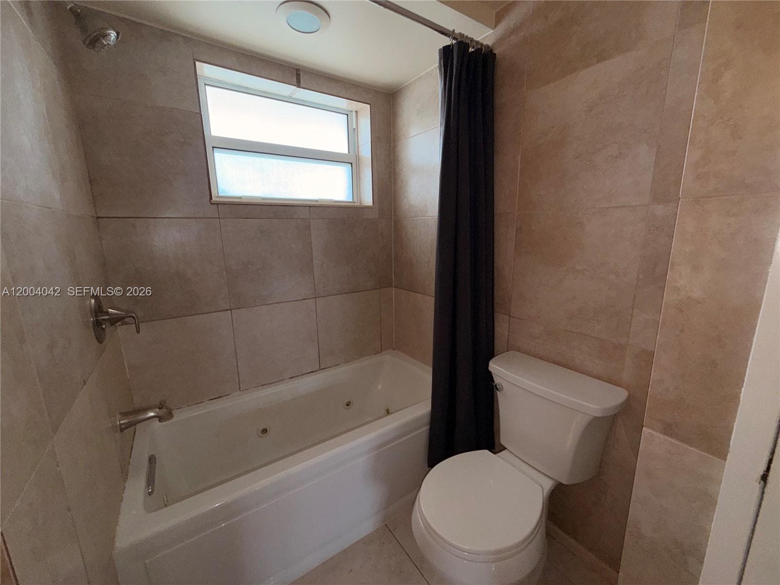 1075 Miami Gardens Dr 306 photo 15