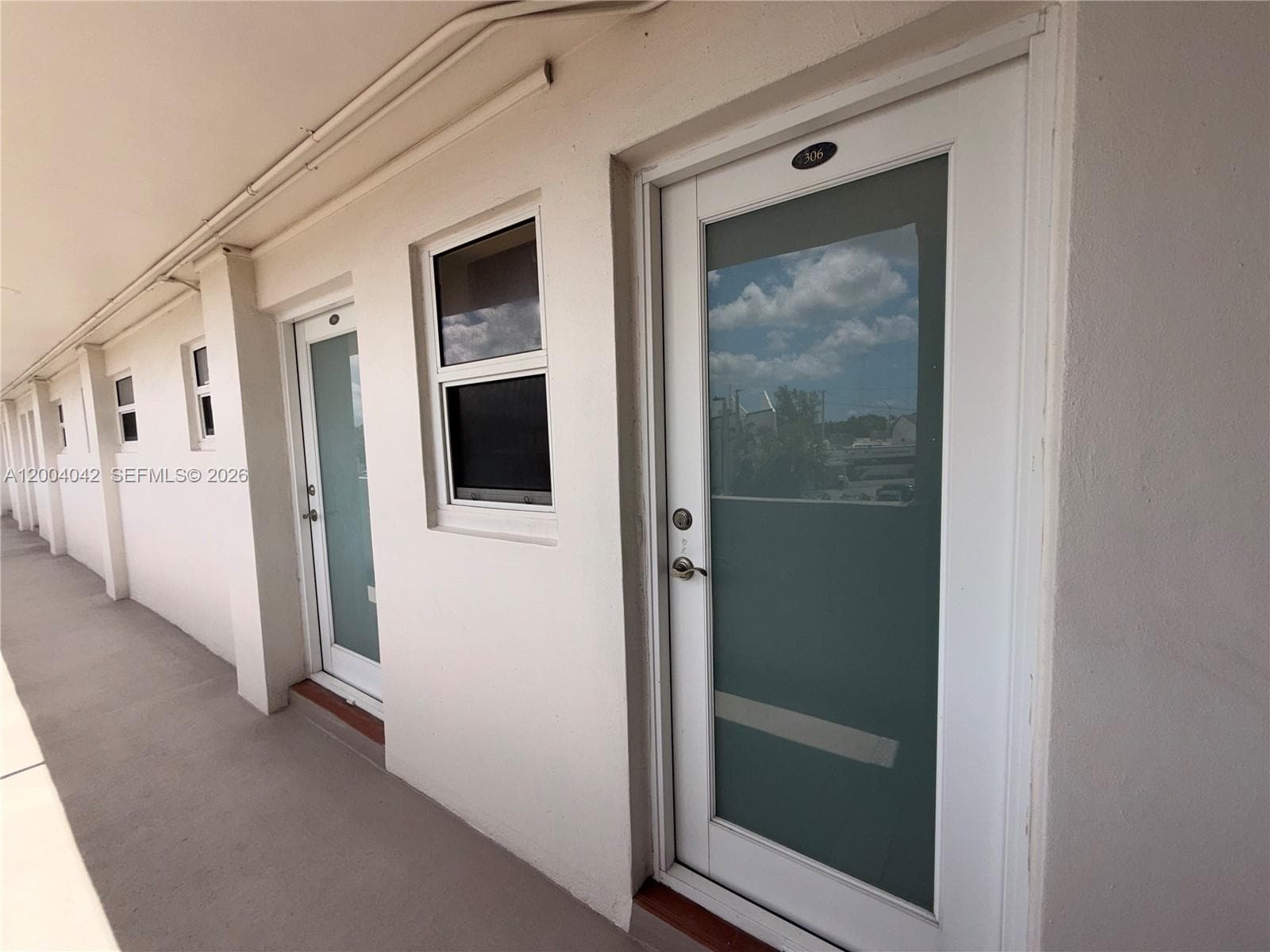 1075 Miami Gardens Dr 306 photo 21