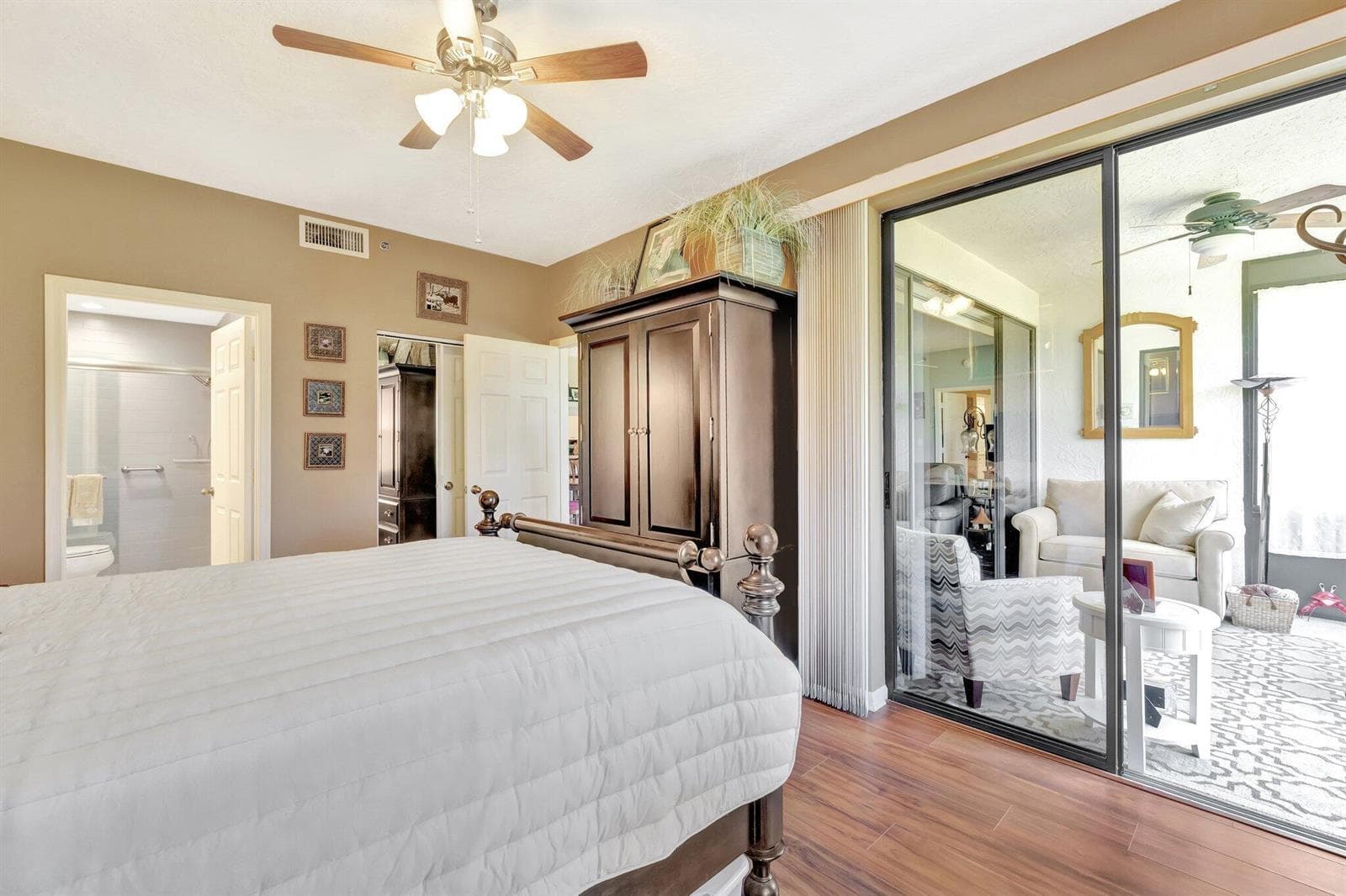 6062 SE Landing Way 2 photo 17