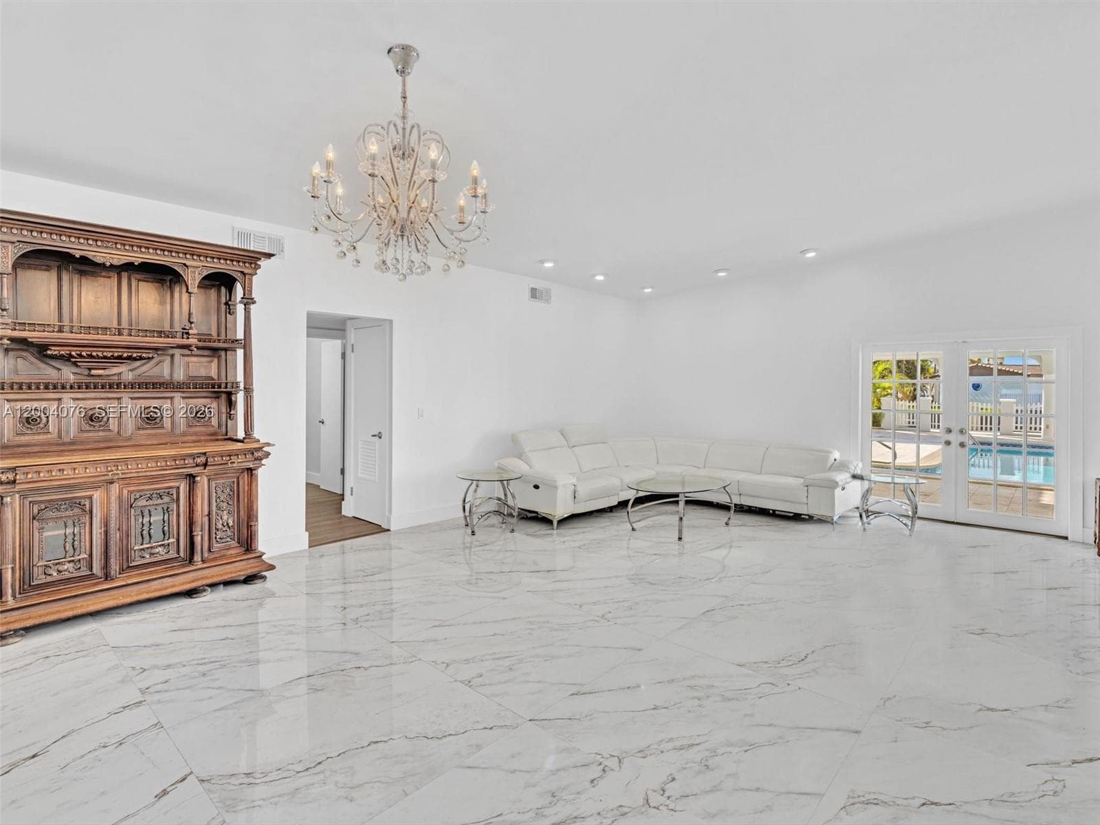 12904 Banyan Rd photo 9
