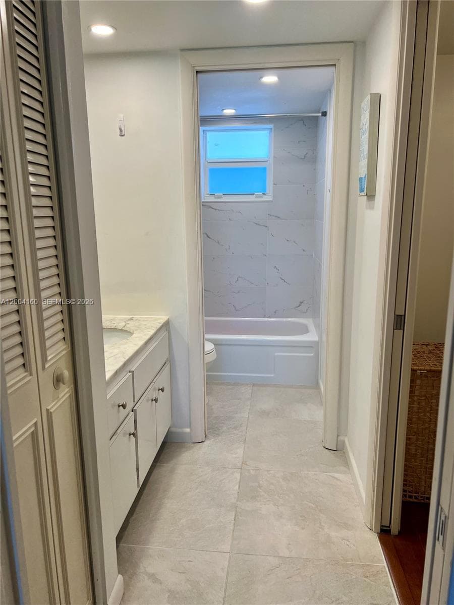 1481 Ocean Blvd 211E photo 17