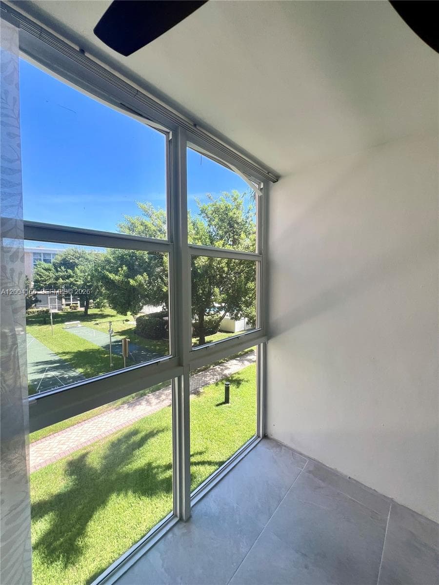 1481 Ocean Blvd 211E photo 21