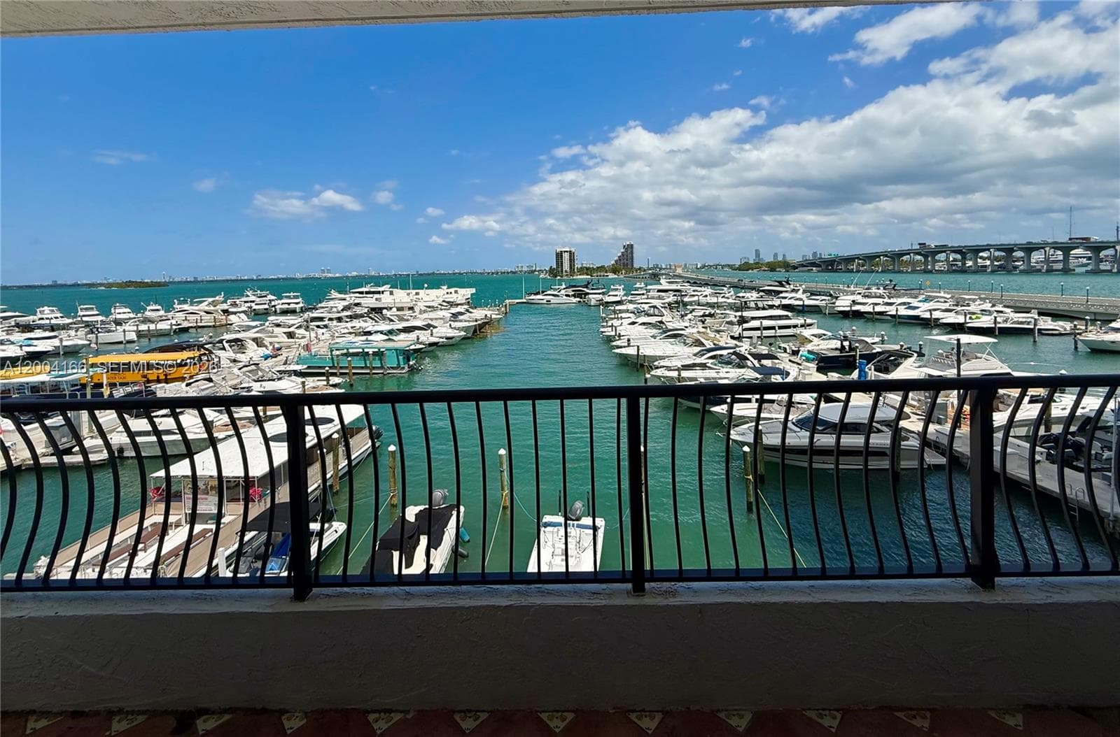 555 15th St 420 photo 15