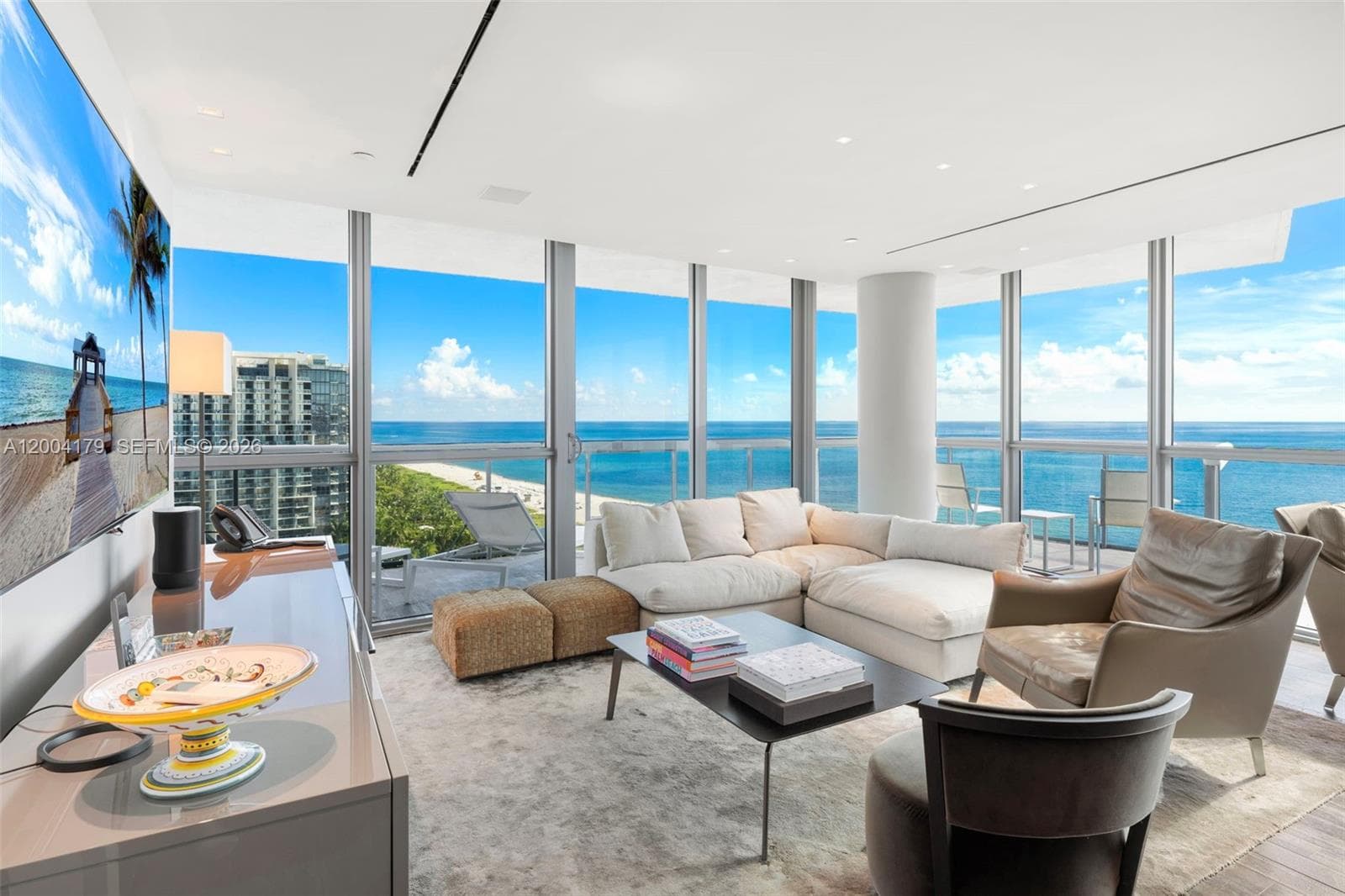 101 20th St 2007 photo 9