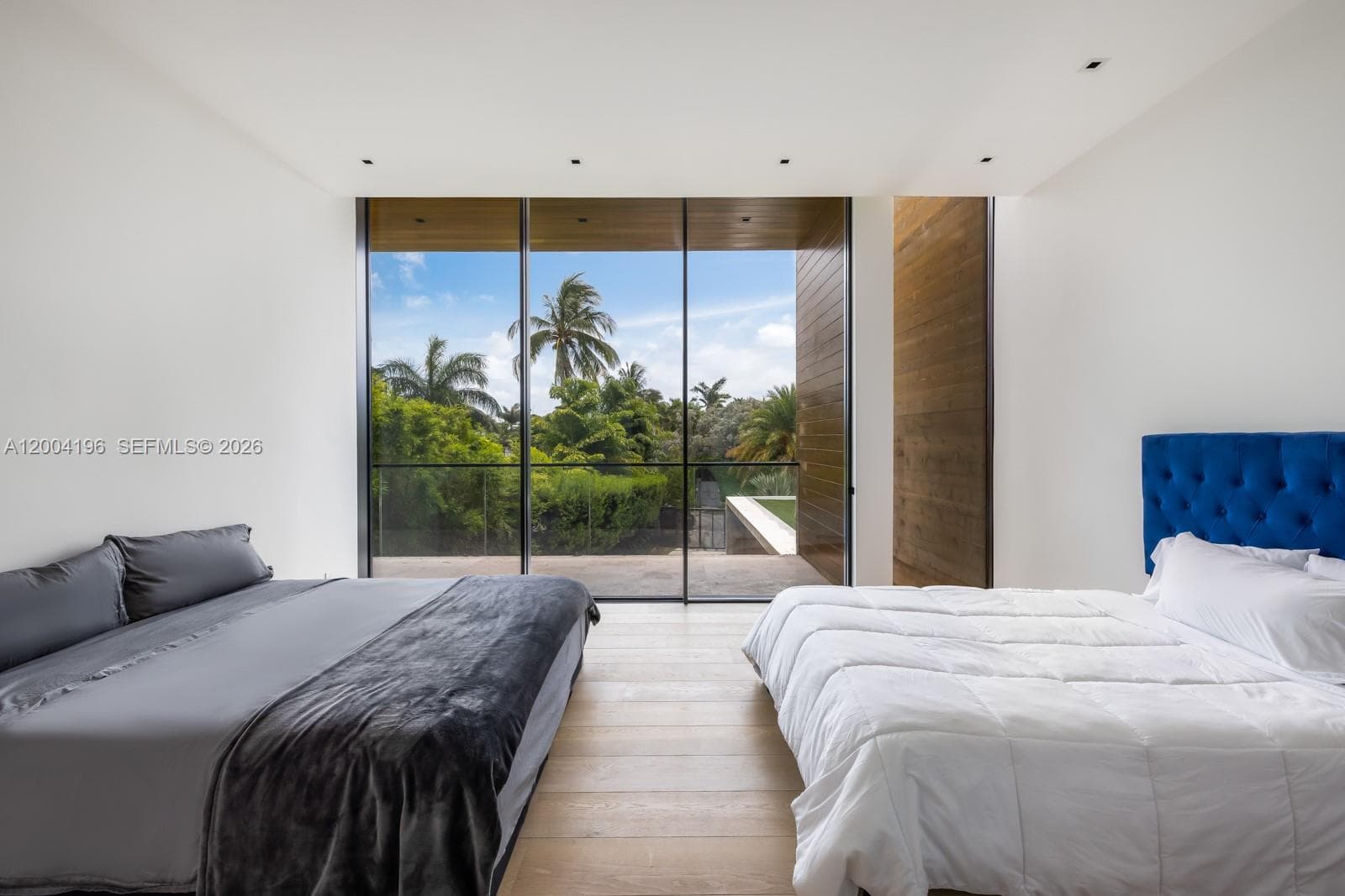 825 Dilido Dr photo 24