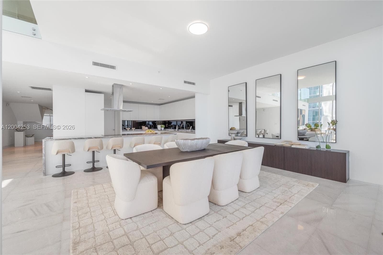 700 26th Ter TH-403 photo 12