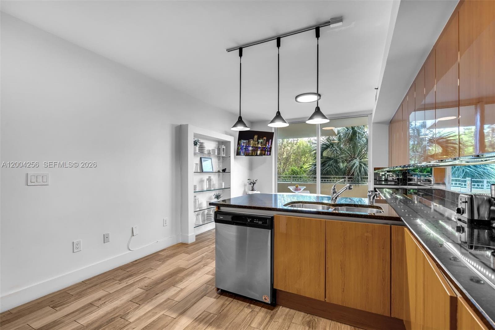 791 Crandon Blvd 302 photo 12