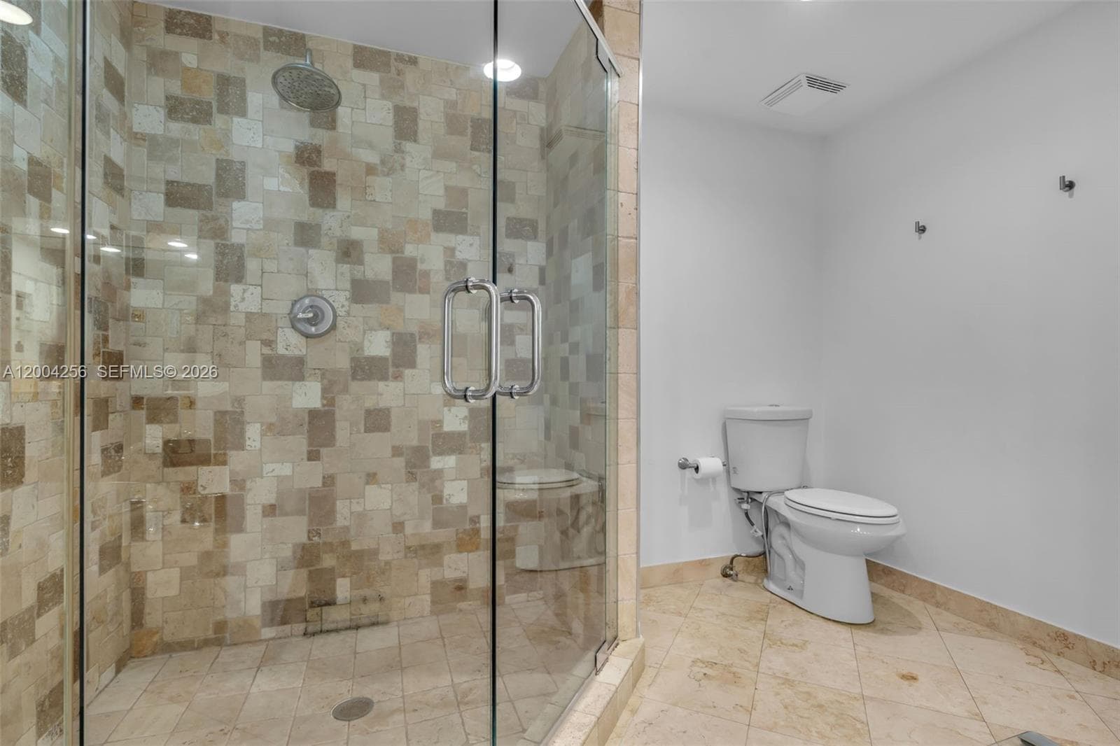 791 Crandon Blvd 302 photo 22