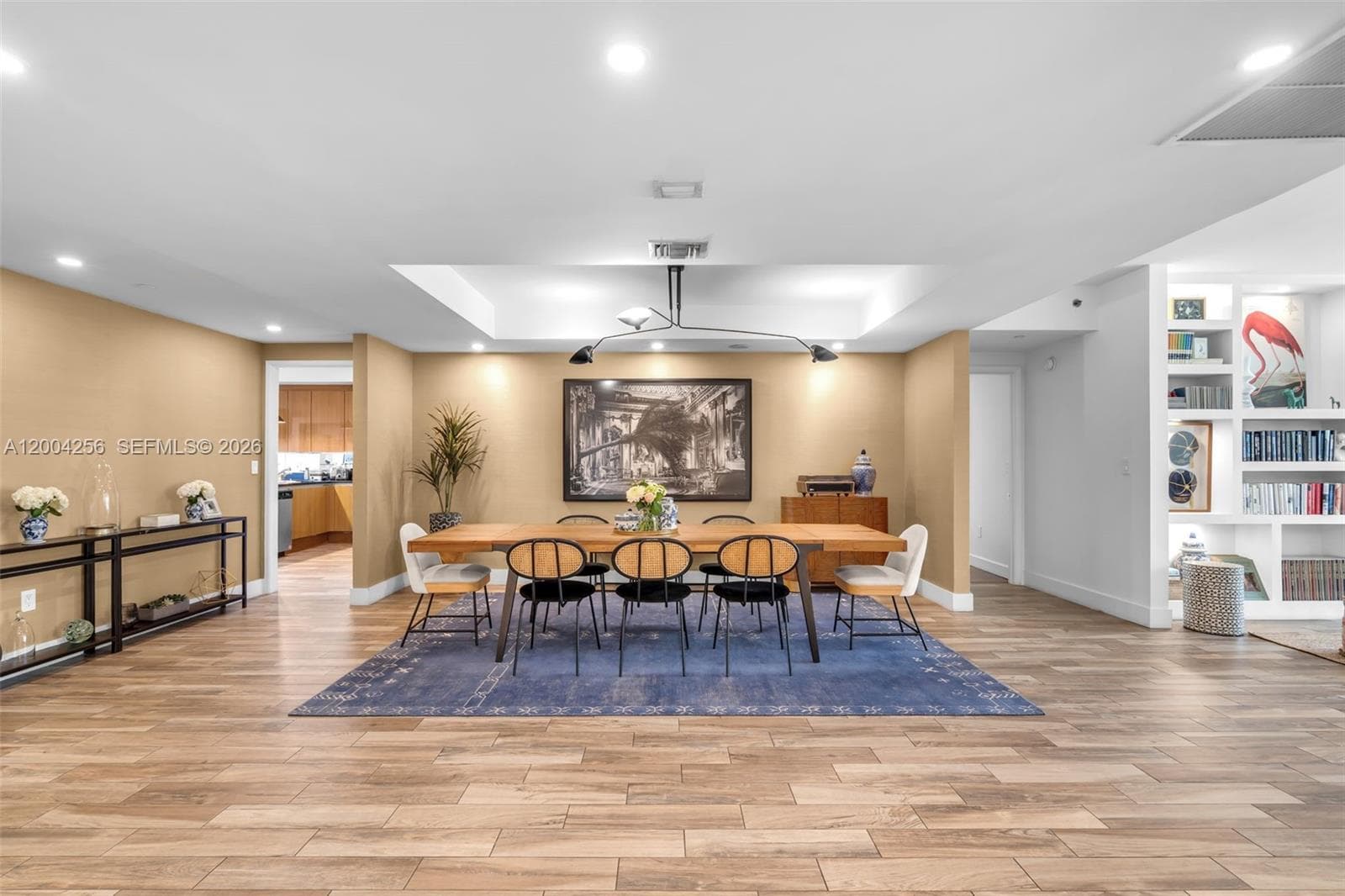 791 Crandon Blvd 302 photo 3