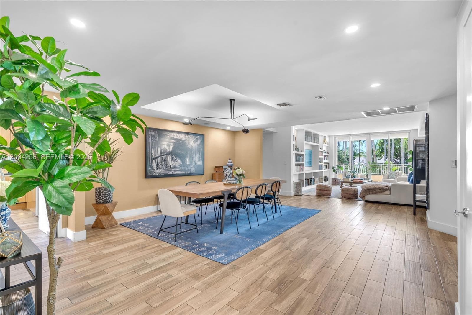 791 Crandon Blvd 302 photo 4