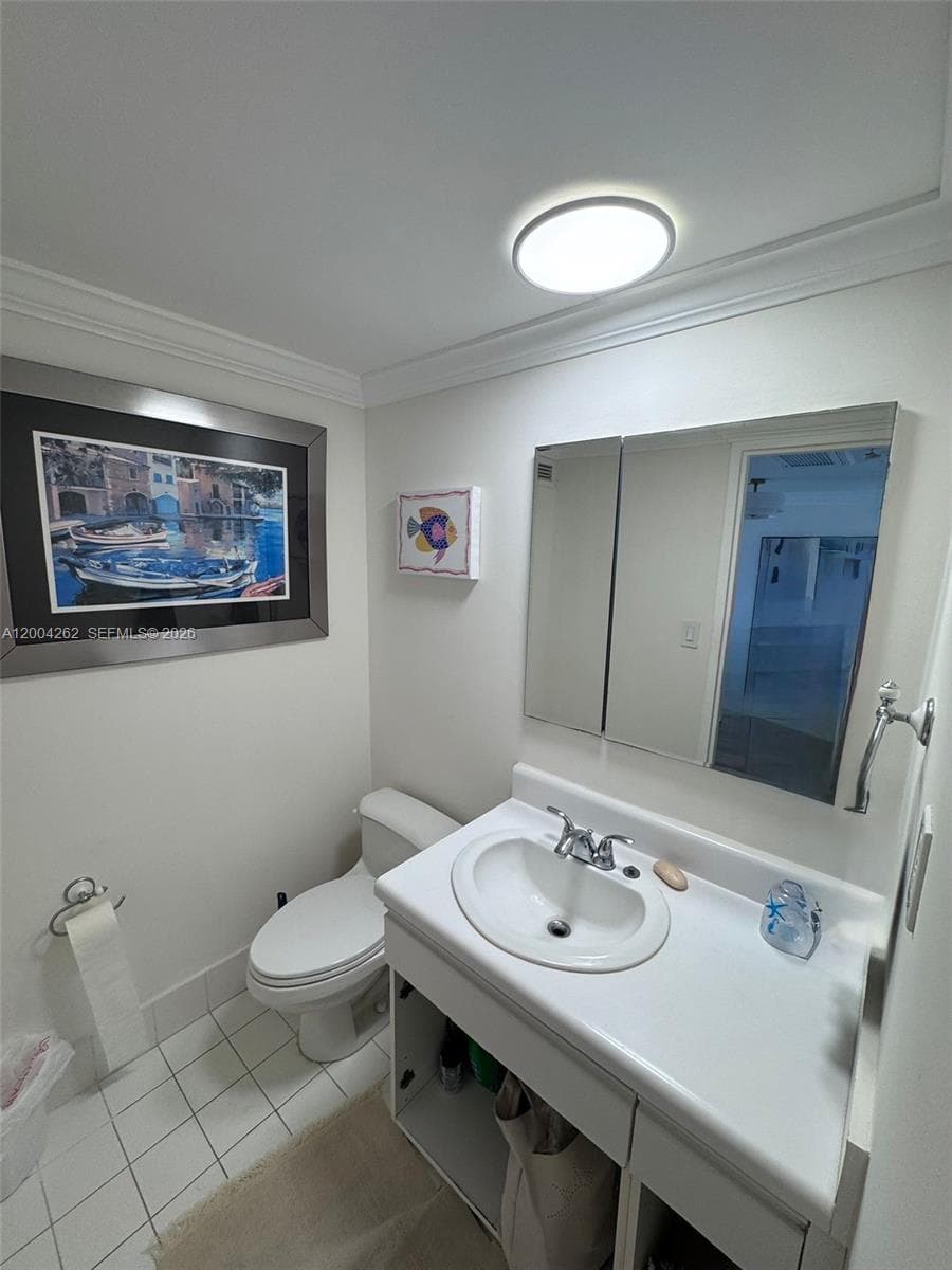 5151 Collins Ave 436 photo 7