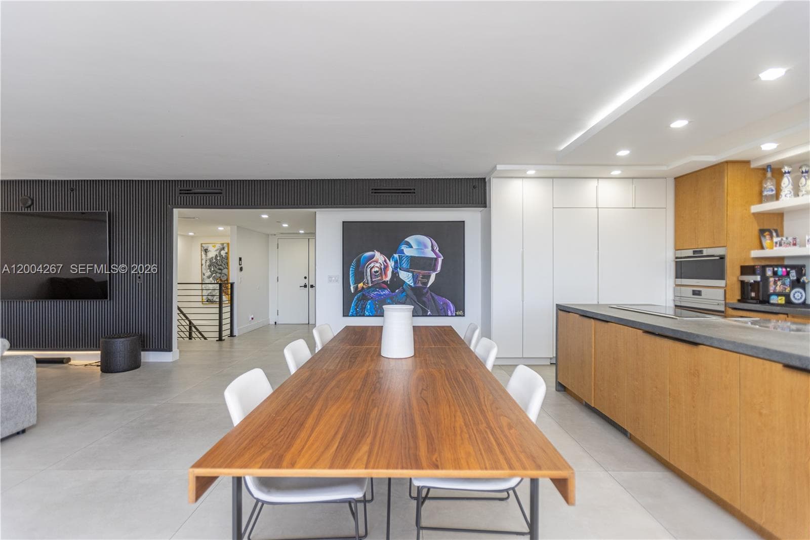 20191 Country Club Dr TH9 photo 7