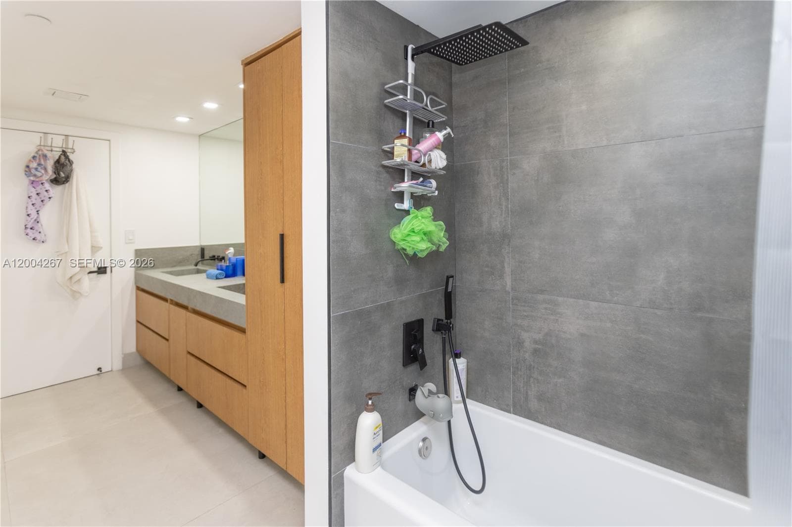 20191 E Country Club Dr TH9 photo 21