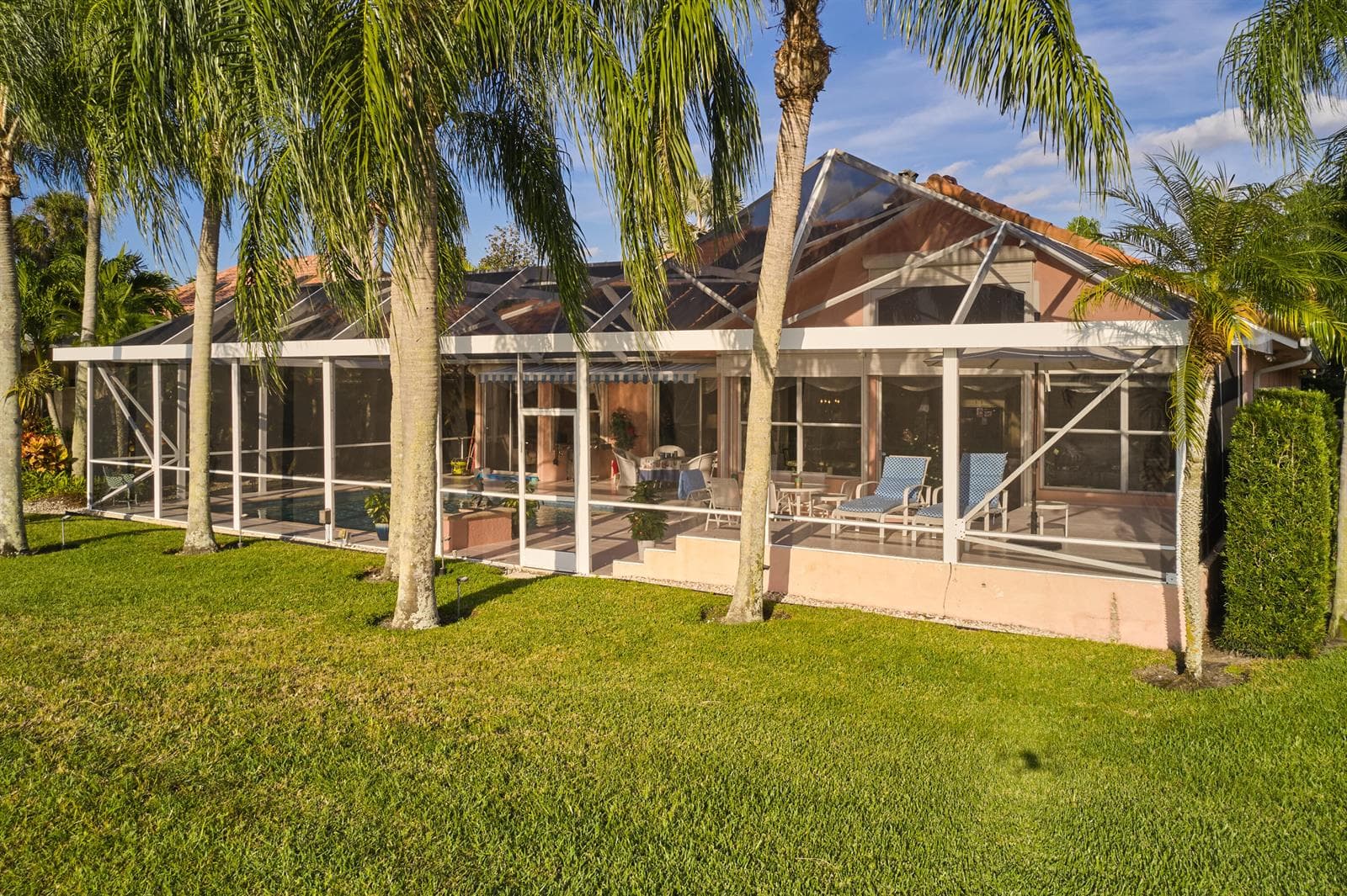 70 Cayman Place photo 2