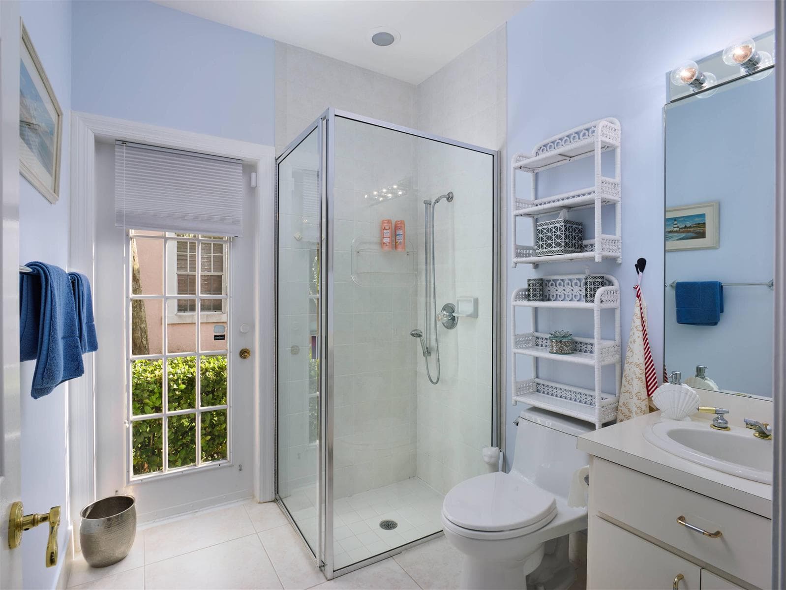 70 Cayman Place photo 17