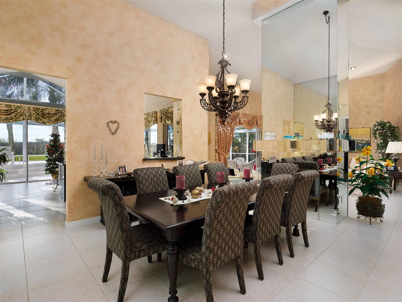 70 Cayman Place photo 10