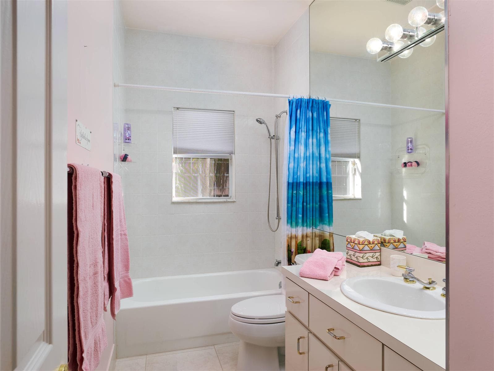 70 Cayman Place photo 15