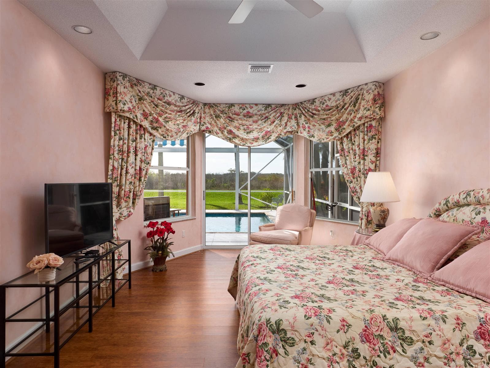 70 Cayman Place photo 11