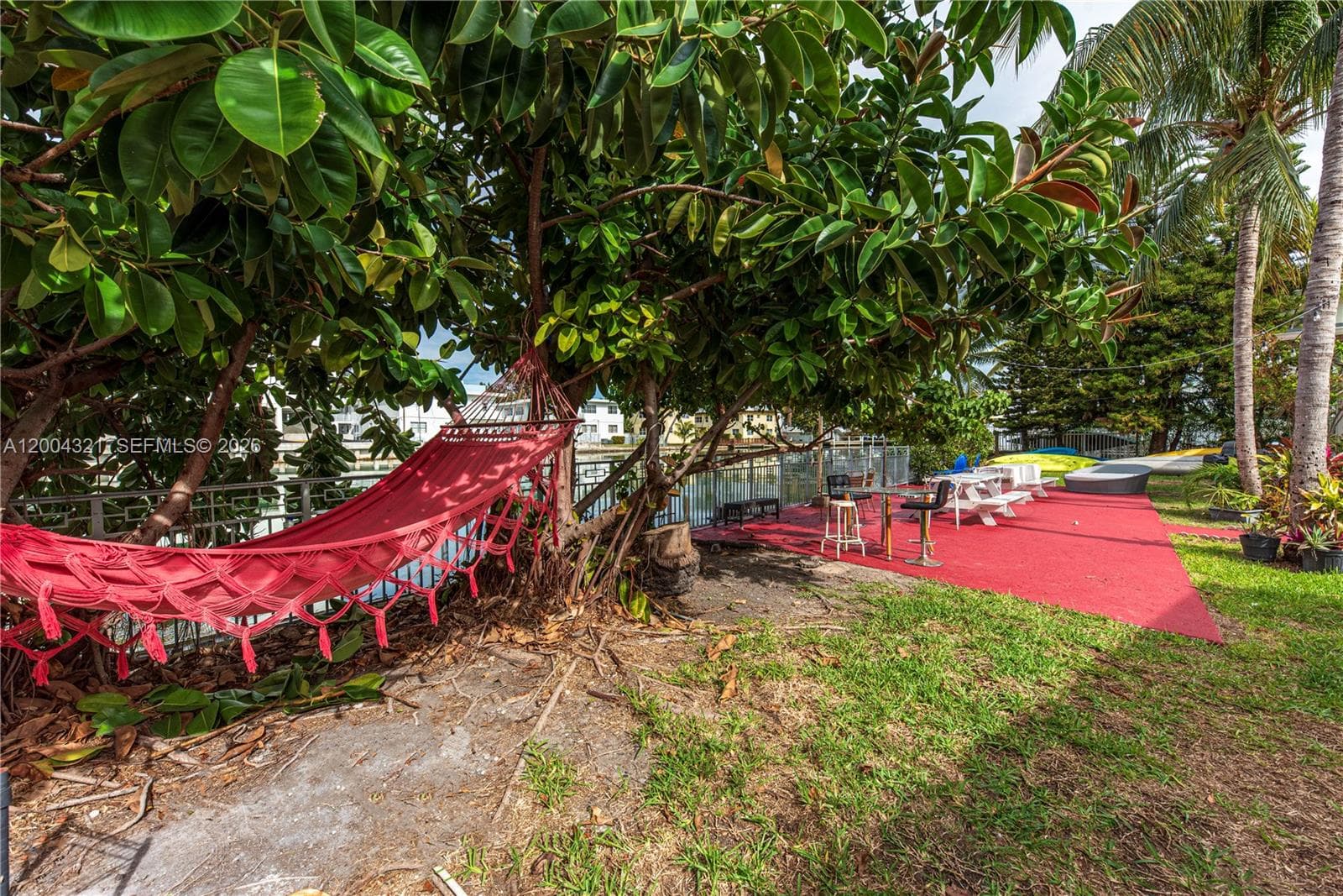 1255 Marseille Dr 25 photo 17