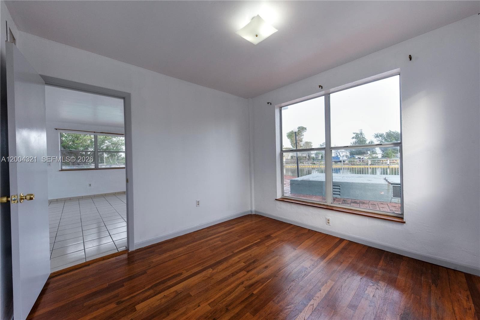 1255 Marseille Dr 25 photo 5