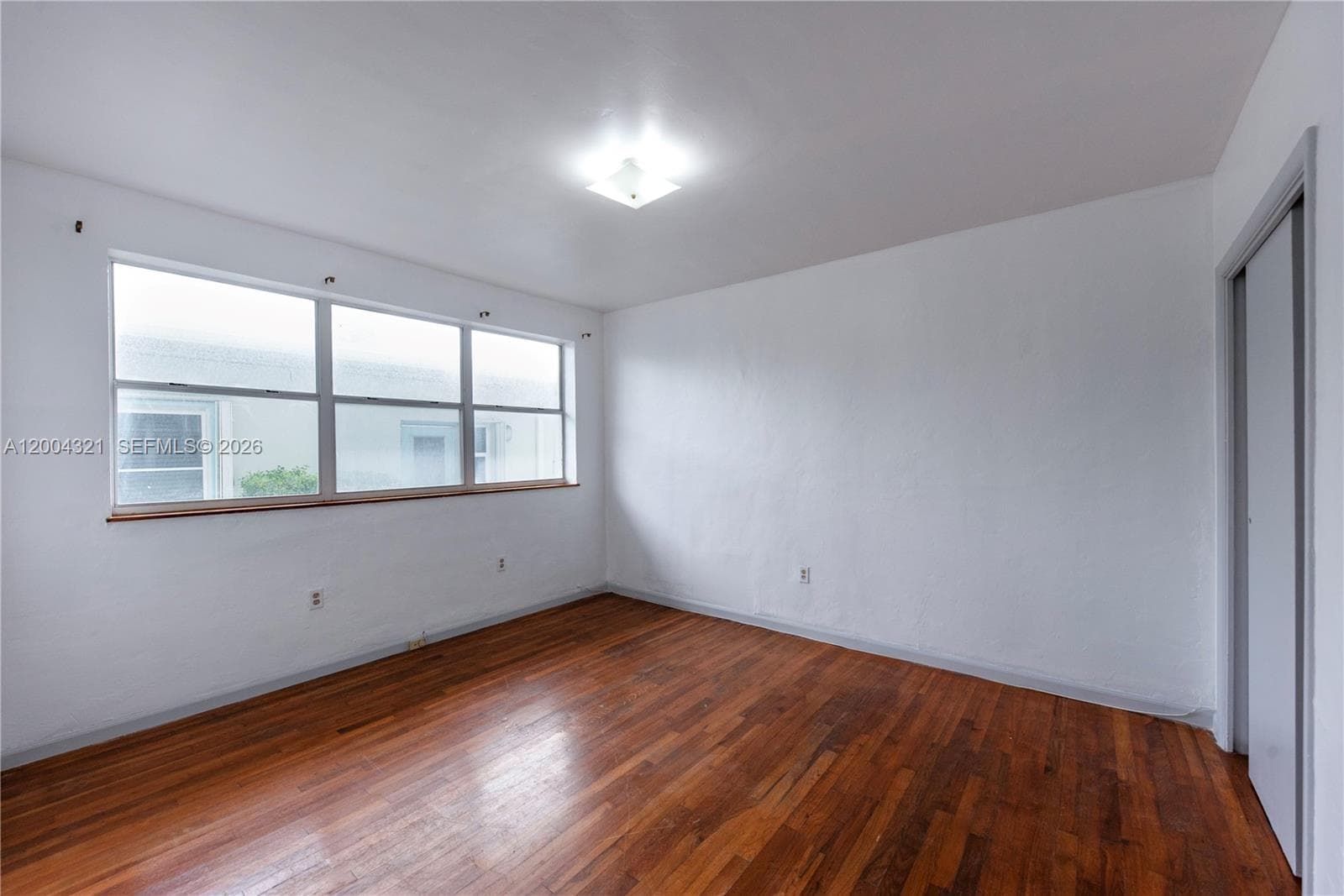 1255 Marseille Dr 25 photo 14