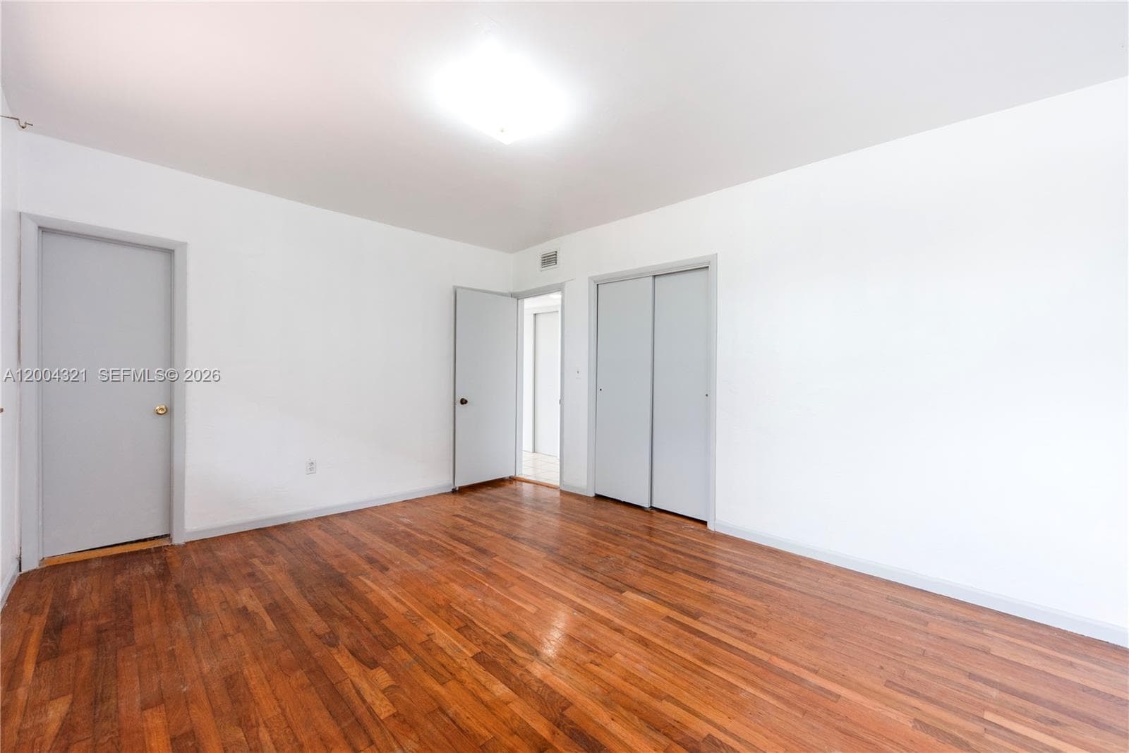 1255 Marseille Dr 25 photo 11