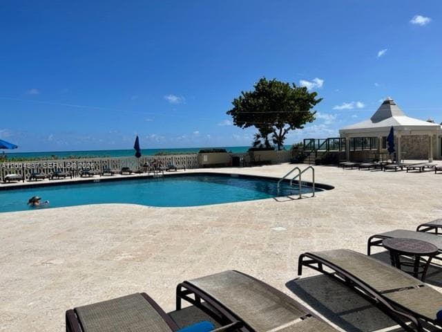 5555 Collins Ave 7Z photo 9