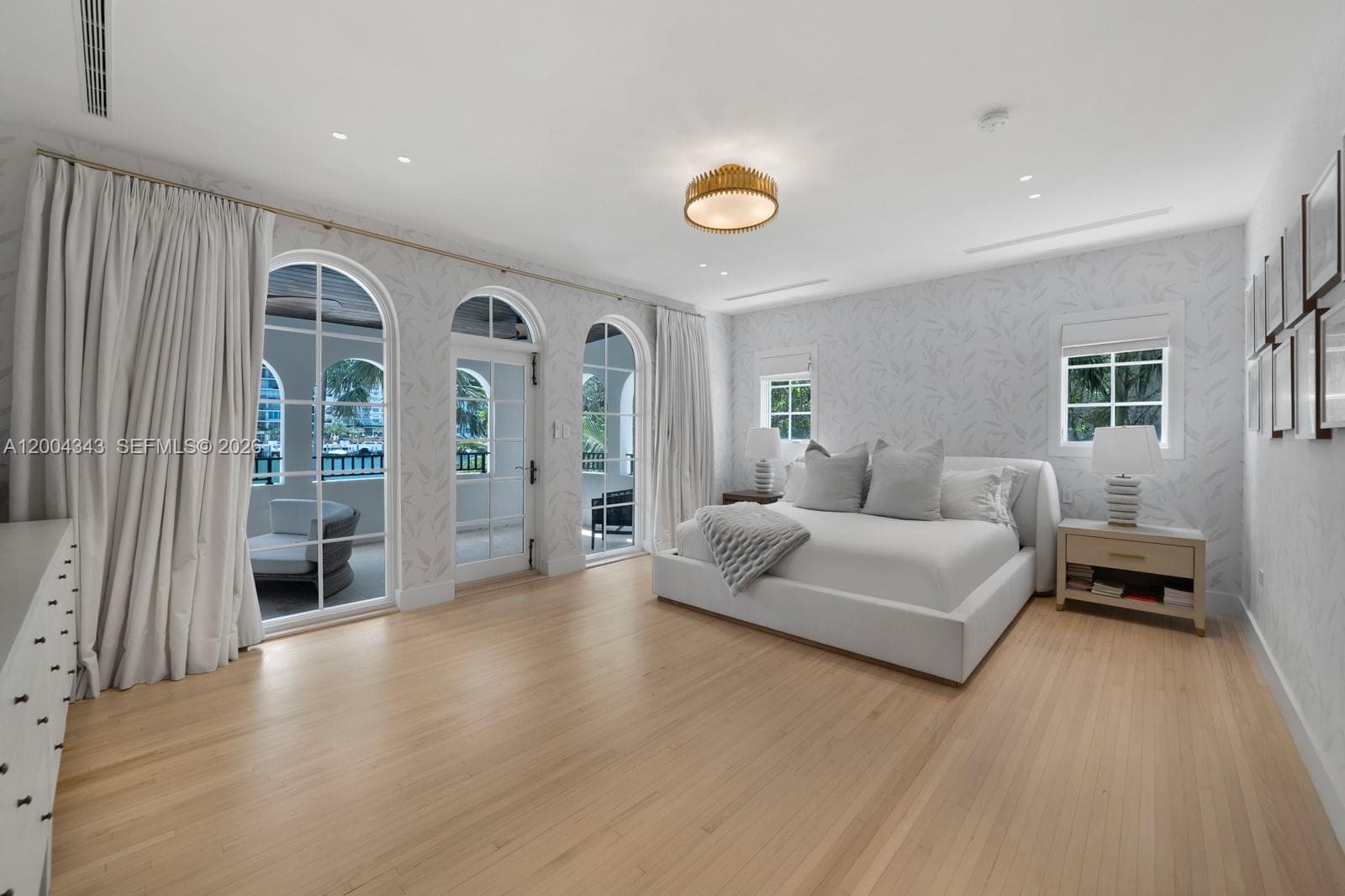 5763 Pine Tree Dr photo 15