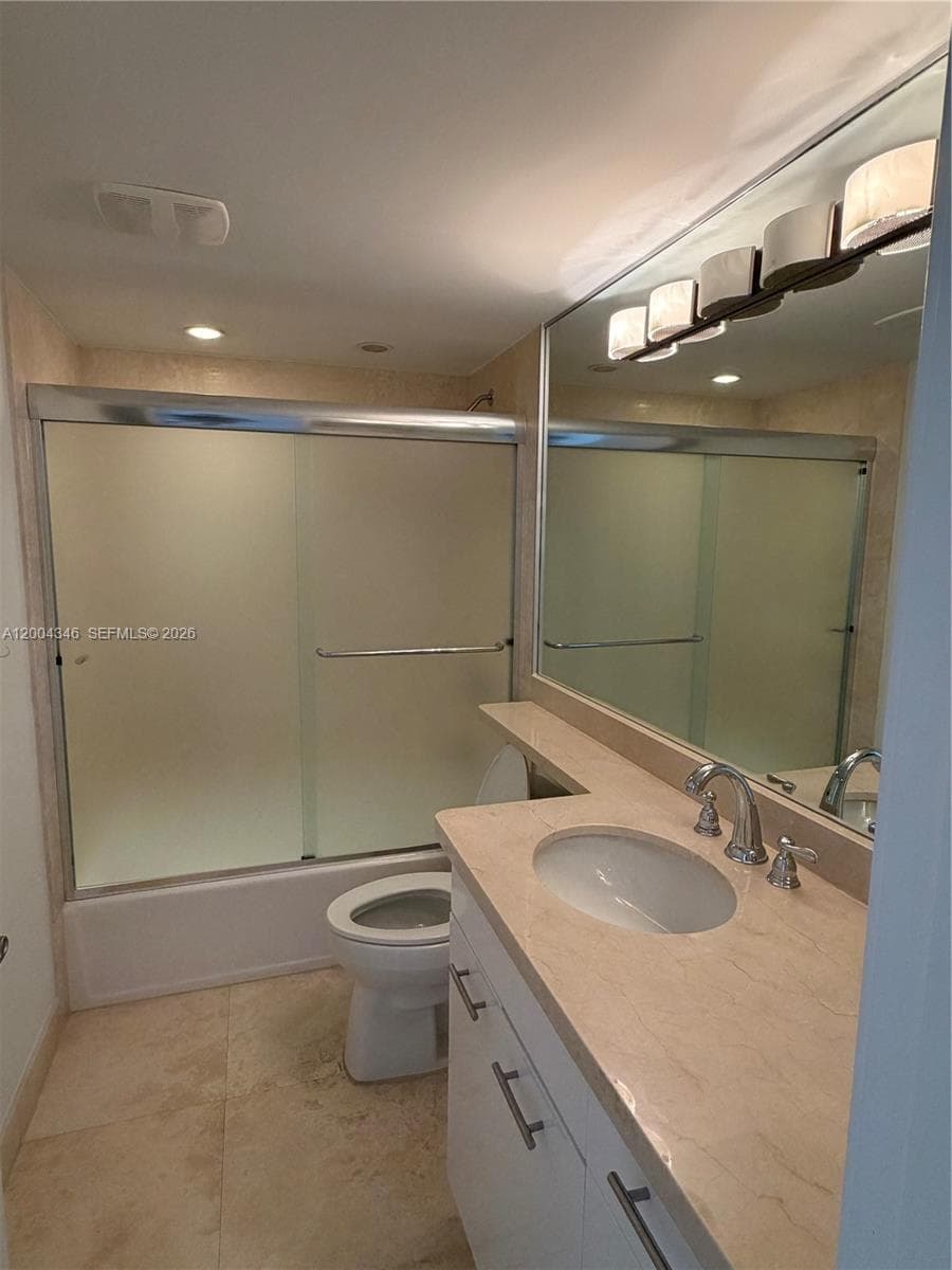 151 Crandon Blvd 444 photo 17