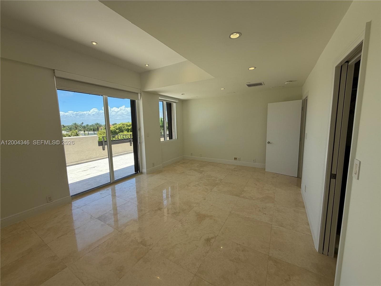 151 Crandon Blvd 444 photo 12