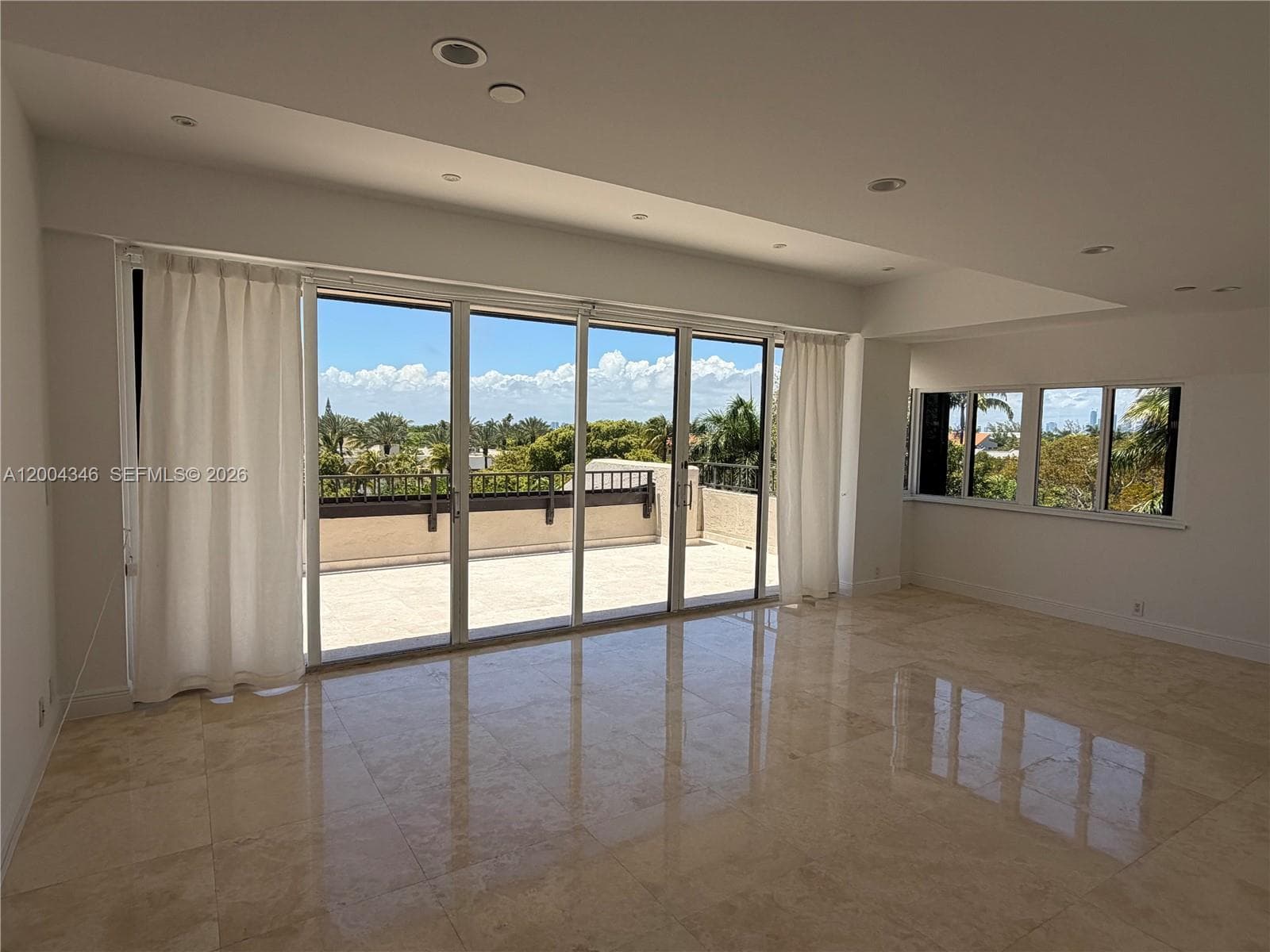 151 Crandon Blvd 444 photo 7