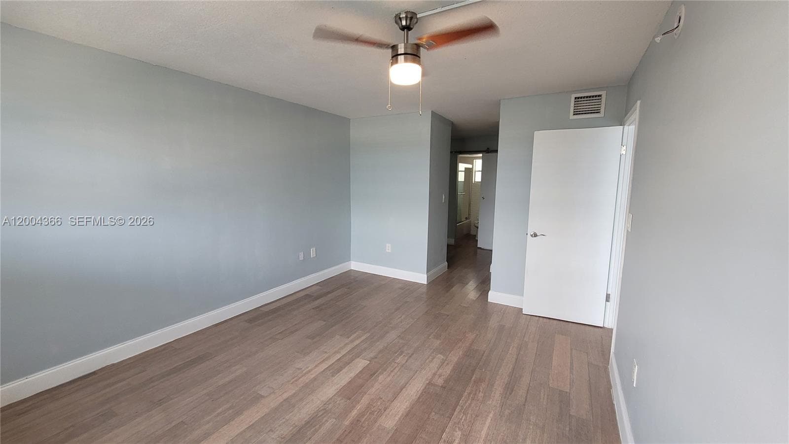 3600 170th St 302 photo 7